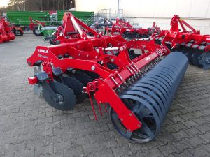 Ares XL 3,0, Baujahr 2023, mit Dachringwalze